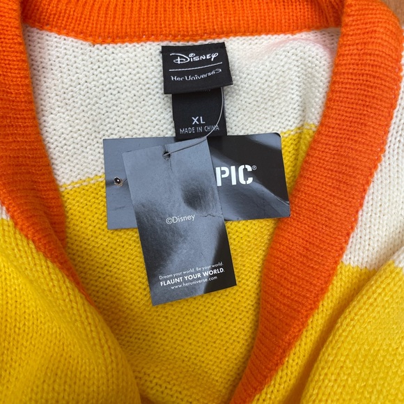 Hot Topic Disney Halloween Cardigan 